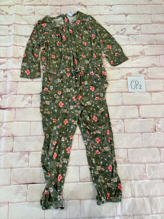 Outfit Size 4